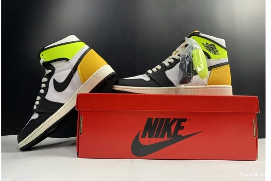 1 555088-118 'Volt Jordan  Air High Retro OG Gold' 555088-118 0606